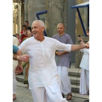 Воскресная лекция Джагат Дживана прабху по БГ 2.14